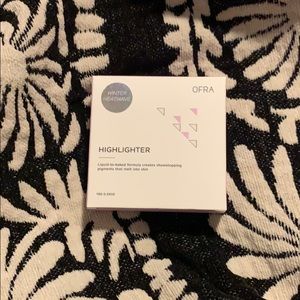 OFRA- All of the lights highlighter